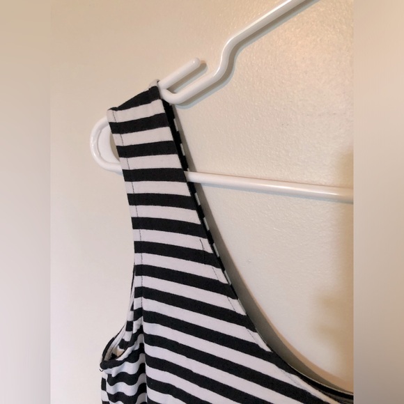 Who What Wear Classic Black and White Striped Sleeveless Long Summer Dress - Picture 5 of 7